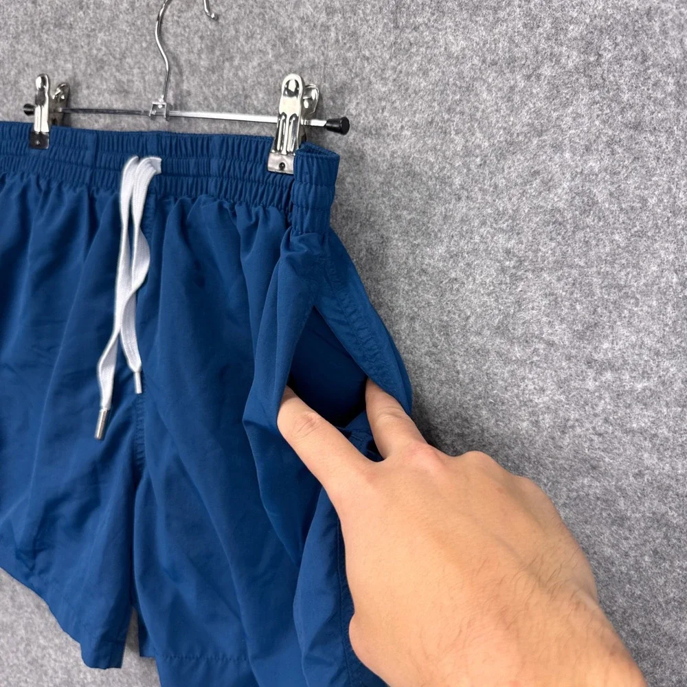 Chubbies Mens Medium Navy Blue Swim Trunks Chevron Back Pocket Mesh Lined Shorts